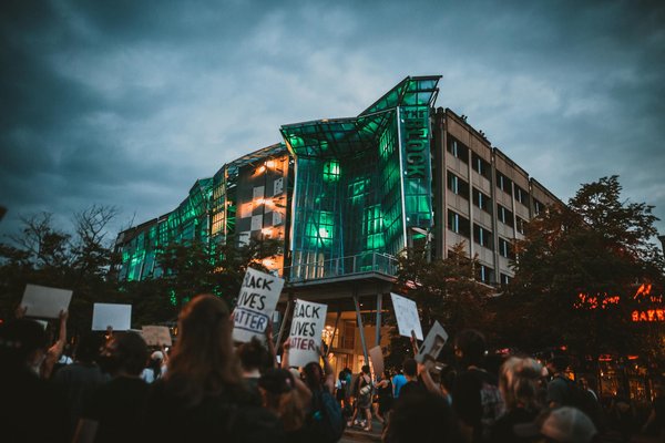 Comparatif des jumelles et monoculaires pour vos explorations